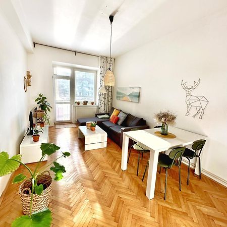 Bright And Central Suite With A Balcony Brno Bagian luar foto